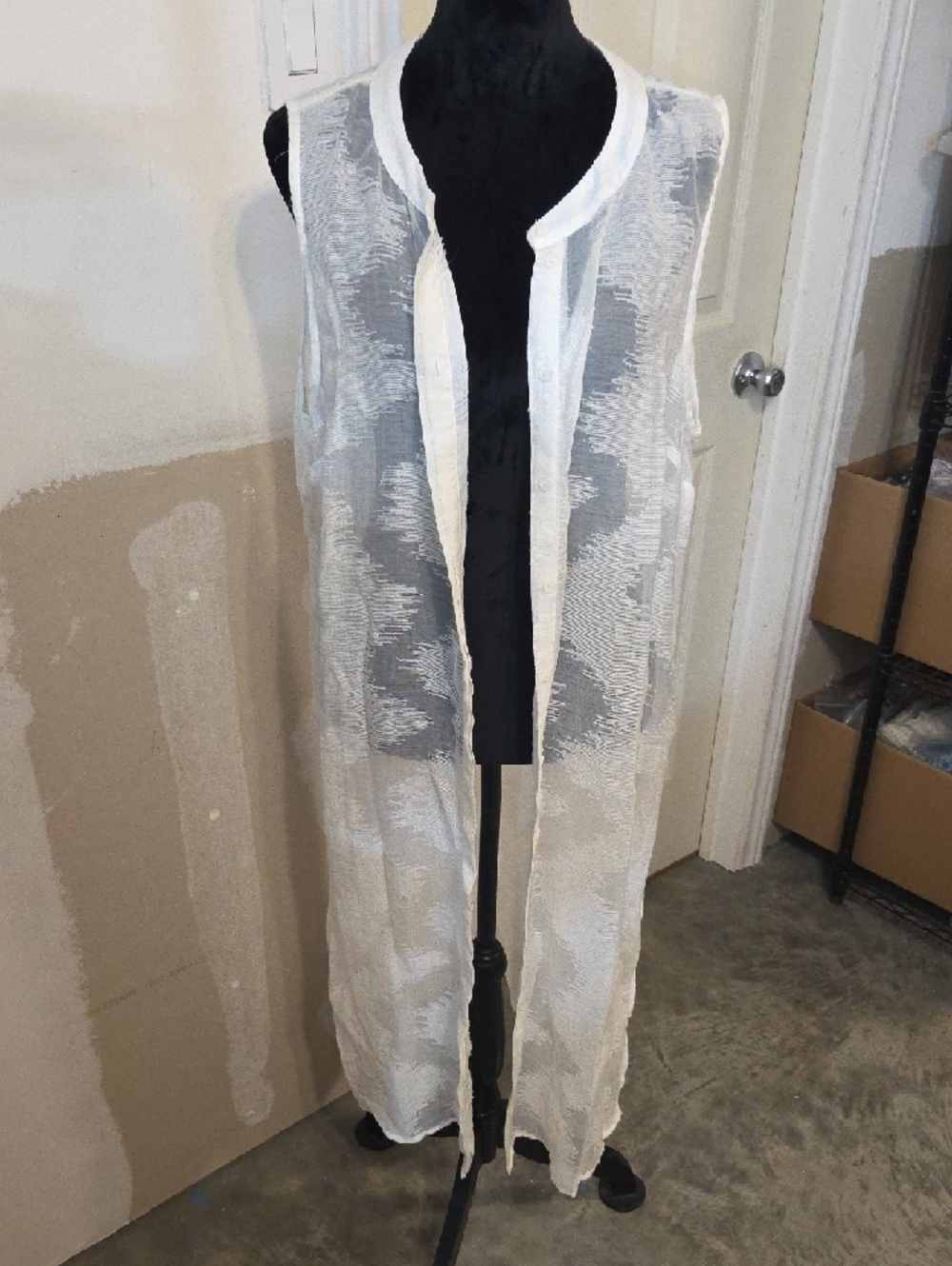 Vince Camuto Sheer Textured Swim Cover Sleeveless White Cream Button Down - Picture 10 of 13